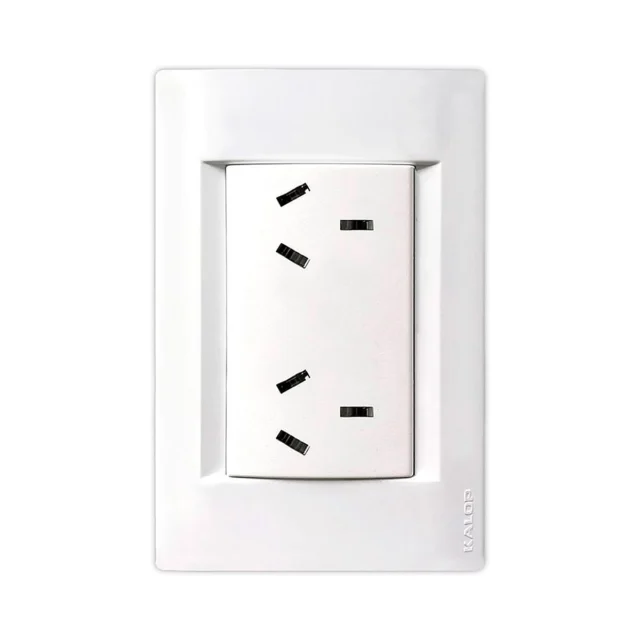 Llave de luz armada Kalop Línea Civil 2 tomas 3 pernos chatos