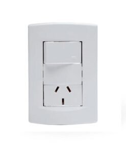Llave de luz Armada 1 Punto y 1 Toma Sica Life blanco