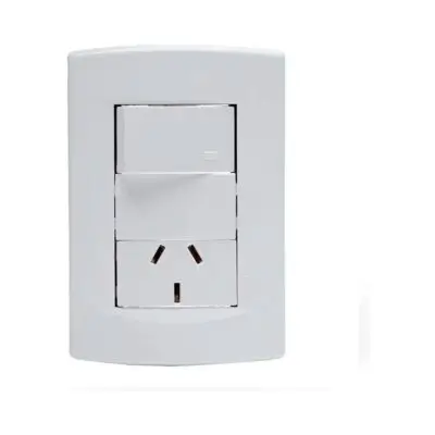 Llave de luz Armada 1 Punto y 1 Toma Sica Life blanco